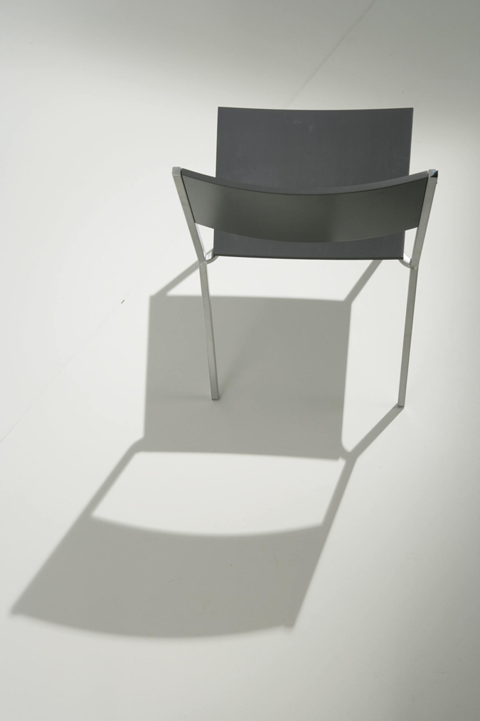 sillas metálicas de diseño